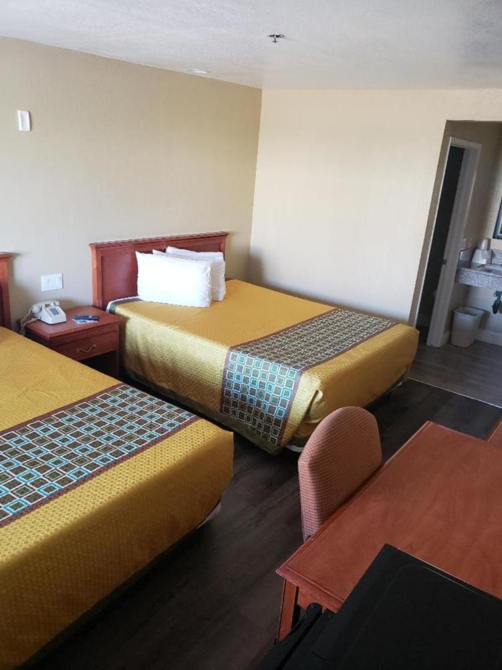 University Inn Fresno